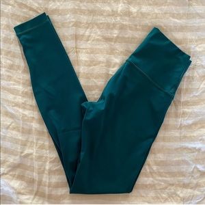 Dark teal Wunder under Lululemon Leggings 4